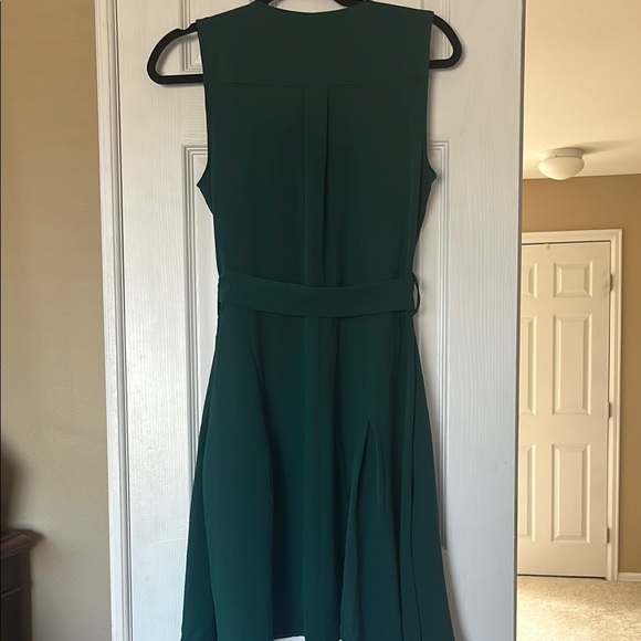 DKNY Green Sleeveless V-Neck Mini Dress sz 6 - Picture 5 of 5